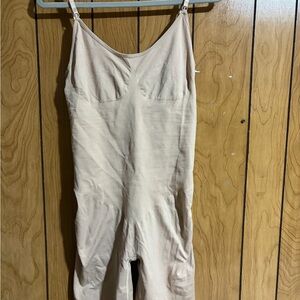 Cider Neutral Sleeveless Outfit